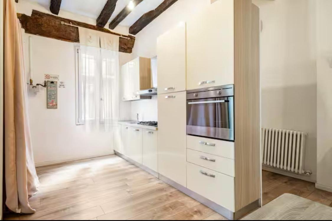 Downtown Loft Apartment Bologna Exterior photo